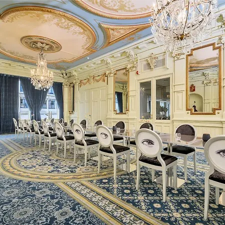 Clarion Ernst Hotel 4*