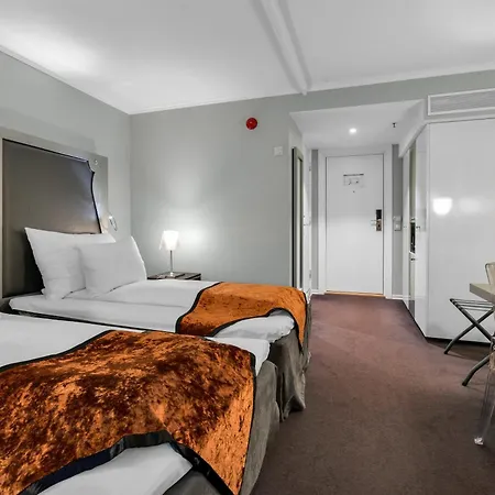 Clarion Ernst Hotel 4*