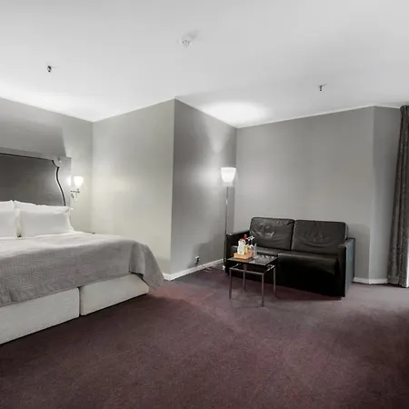 Clarion Ernst 4* كريستينساند