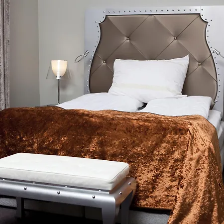 Hotel Clarion Ernst 4*