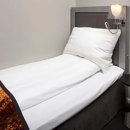 Clarion Ernst Hotel 4*