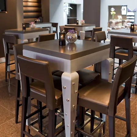 Hotel Clarion Ernst 4*