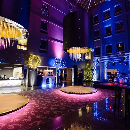 Clarion Ernst 4*