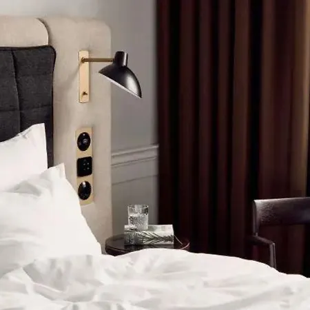 فندق Clarion Ernst 4*