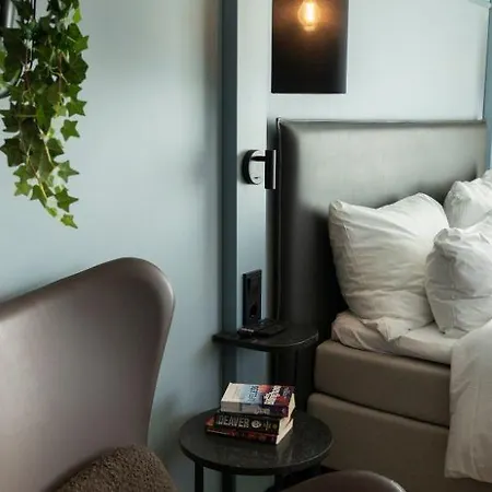 فندق Clarion Ernst 4*
