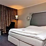 Hotel Clarion Ernst 4*
